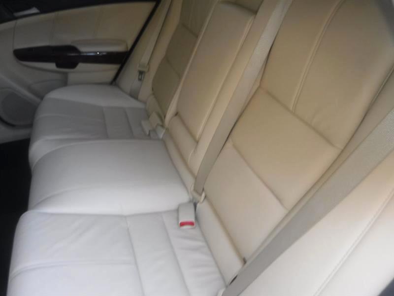 Honda Accord Crosstour EX-L 4WD 5-Spd AT 2011