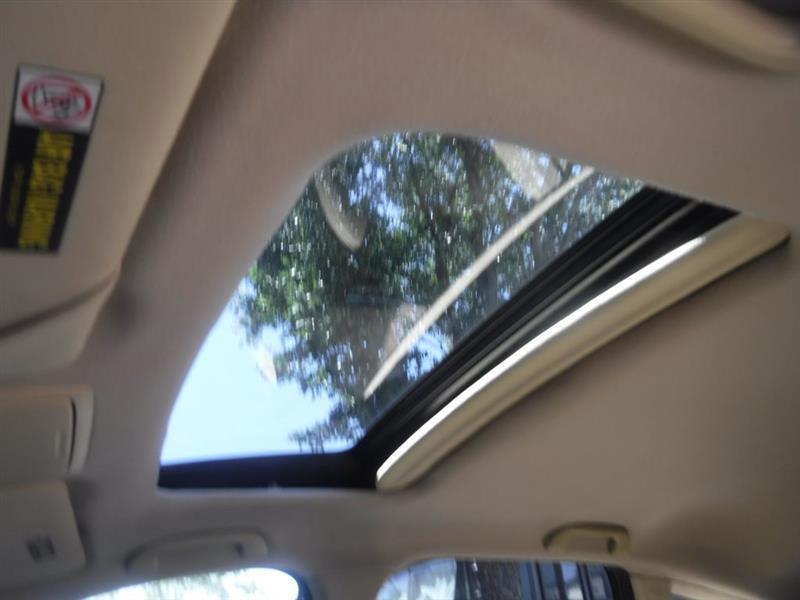 Honda Accord Crosstour EX-L 4WD 5-Spd AT 2011
