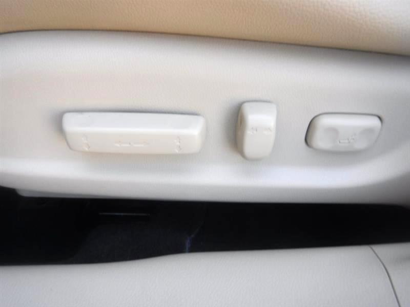 Honda Accord Crosstour EX-L 4WD 5-Spd AT 2011