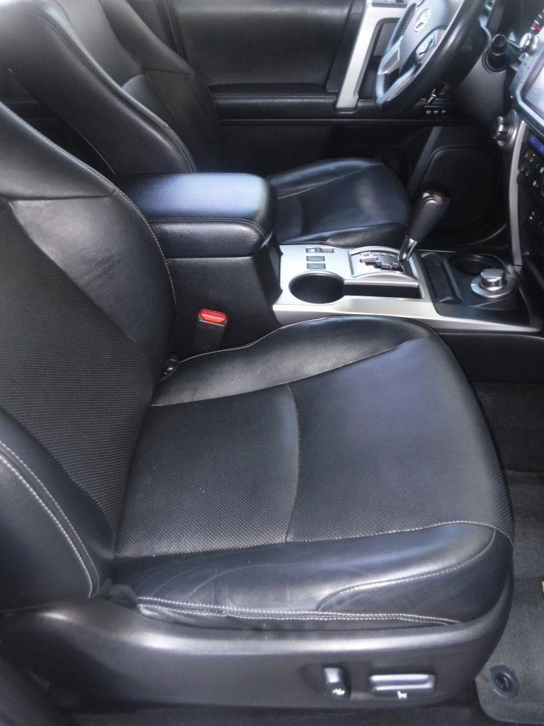 Toyota 4Runner Limited 4WD V6 2014