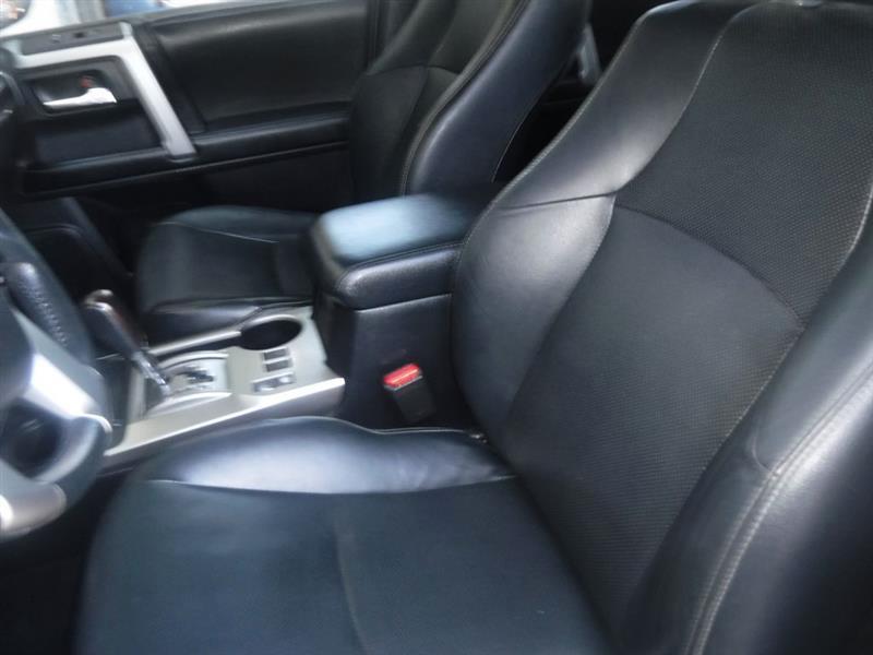 Toyota 4Runner Limited 4WD V6 2014