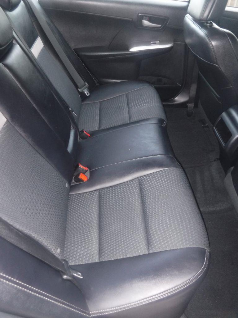 Toyota Camry SE 2013