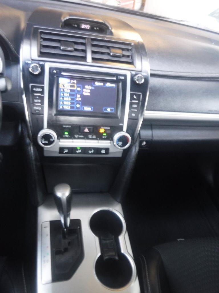 Toyota Camry SE 2013