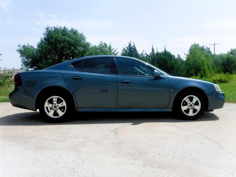 Pontiac Grand Prix Base 2006