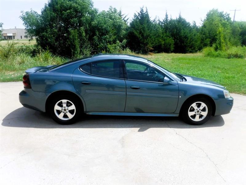 Pontiac Grand Prix Base 2006