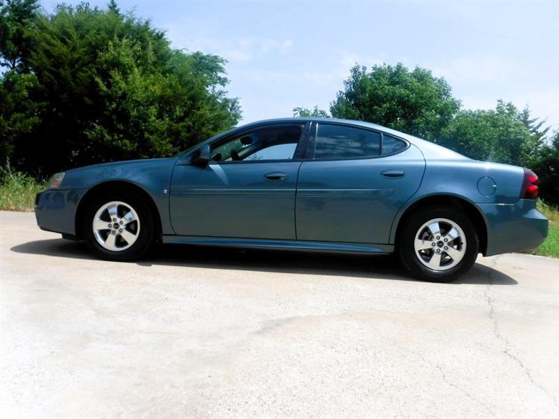 Pontiac Grand Prix Base 2006