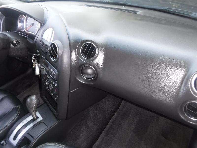 Pontiac Grand Prix Base 2006
