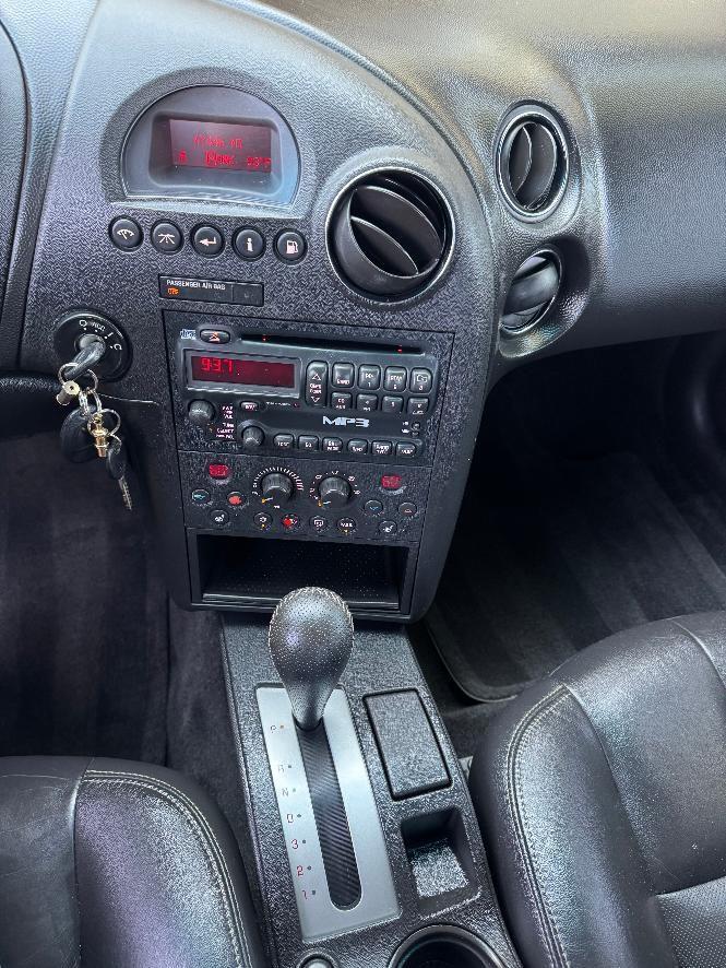 Pontiac Grand Prix Base 2006