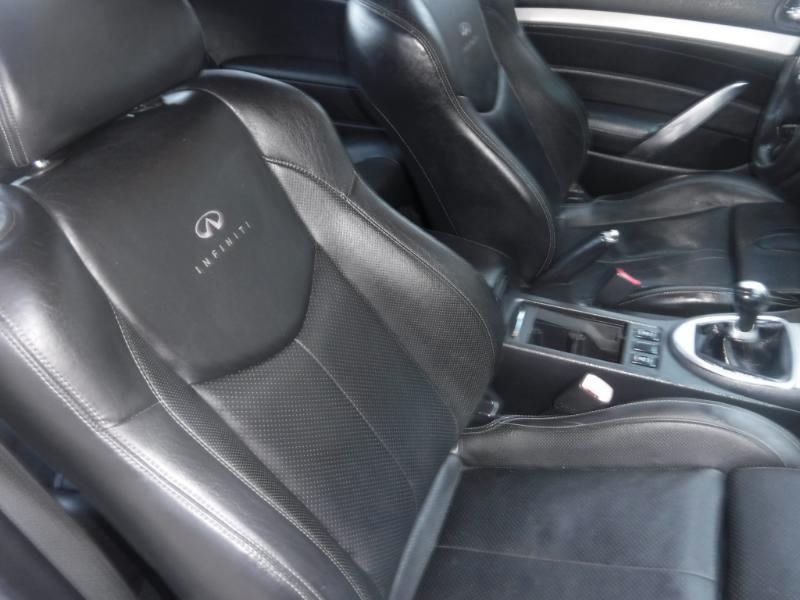 Infiniti G37 Journey 2008