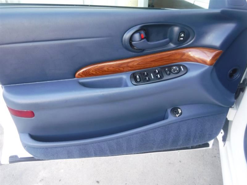 Buick LeSabre Custom 2001
