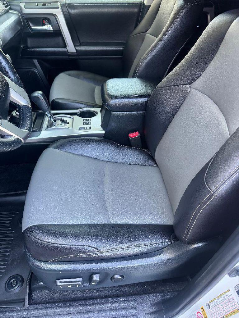 Toyota 4Runner SR5 Premium 4D SUV 4X4 V6 2018