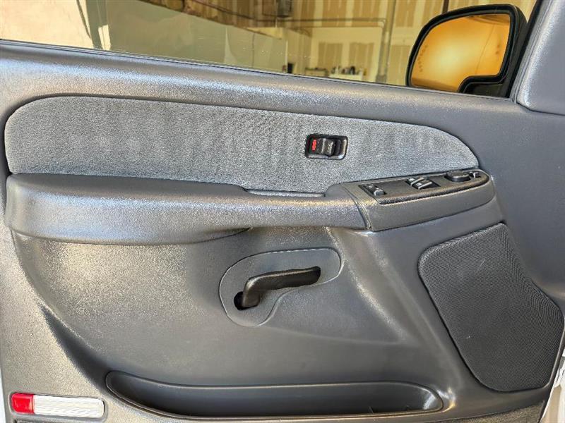 Chevrolet Silverado 2500HD Ext. Cab Long Bed 4WD 2003