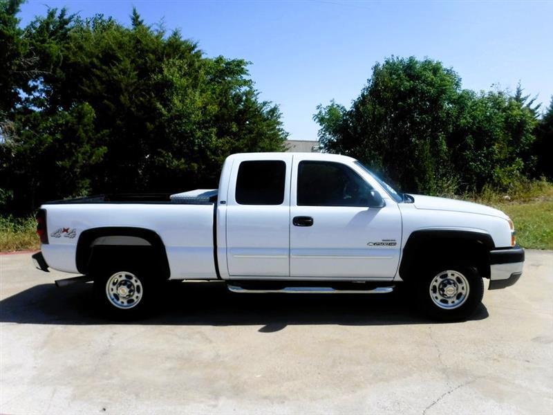 Chevrolet Silverado 2500HD Ext. Cab Short Bed 4WD 2003