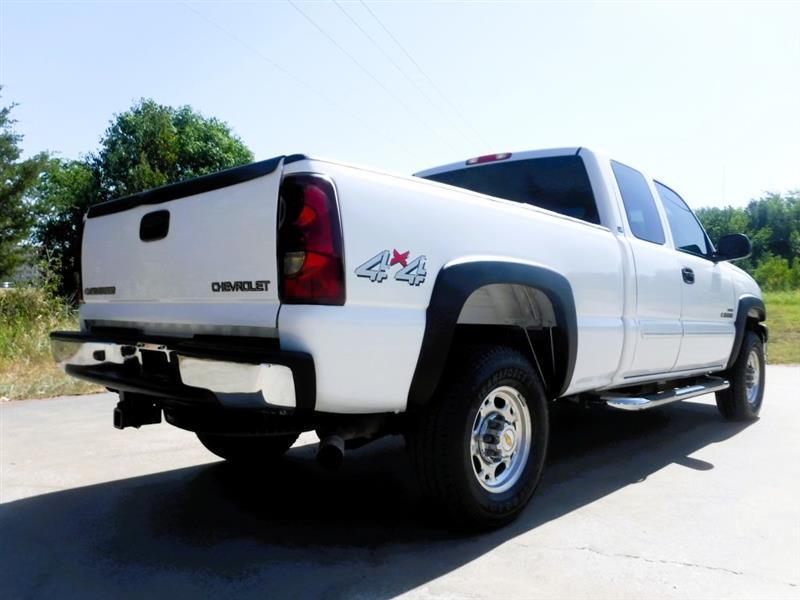 Chevrolet Silverado 2500HD Ext. Cab Short Bed 4WD 2003