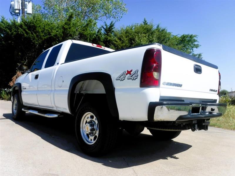 Chevrolet Silverado 2500HD Ext. Cab Short Bed 4WD 2003