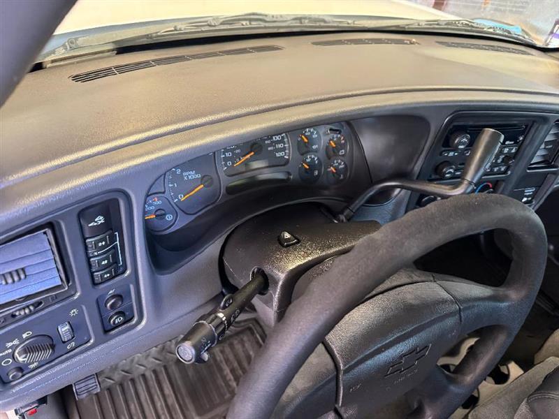 Chevrolet Silverado 2500HD Ext. Cab Short Bed 4WD 2003