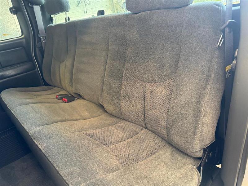 Chevrolet Silverado 2500HD Ext. Cab Short Bed 4WD 2003