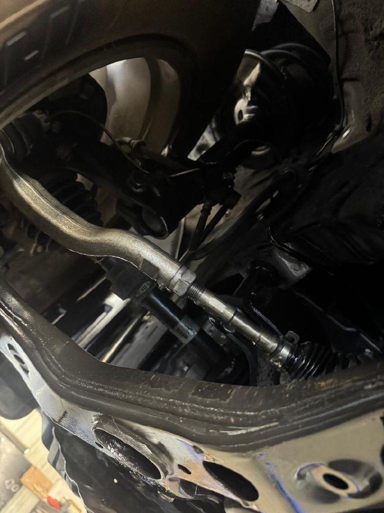 Toyota RAV4 Base I4 2WD 2012