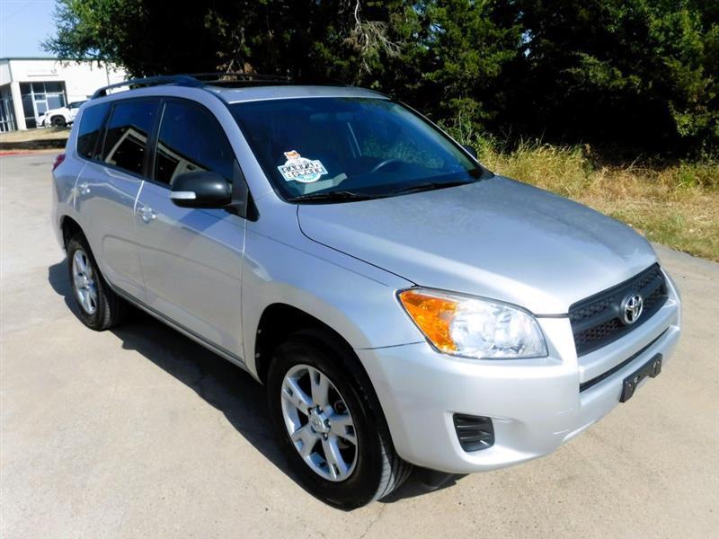 Toyota RAV4 LE 2012