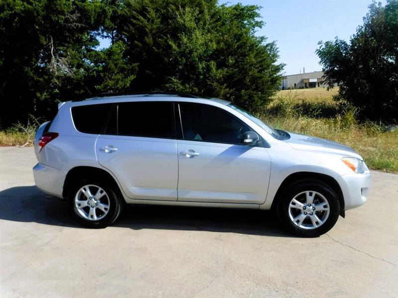 Toyota RAV4 LE 2012