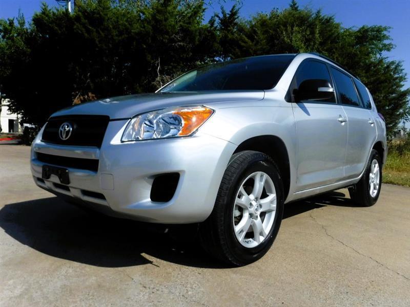 Toyota RAV4 LE 2012