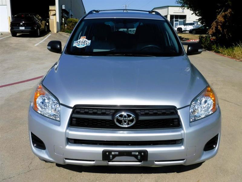 Toyota RAV4 LE 2012