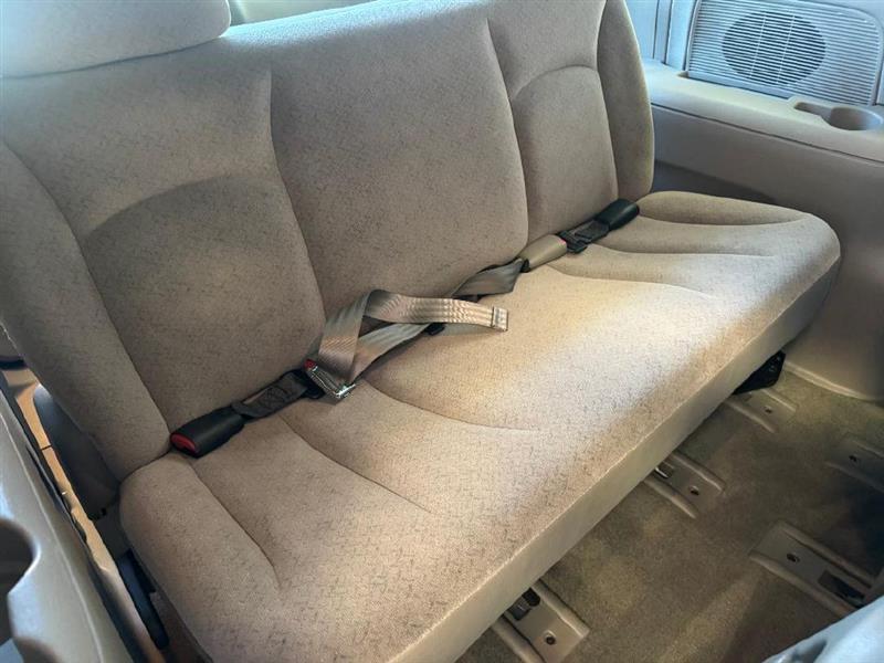 Dodge Caravan SE 2003