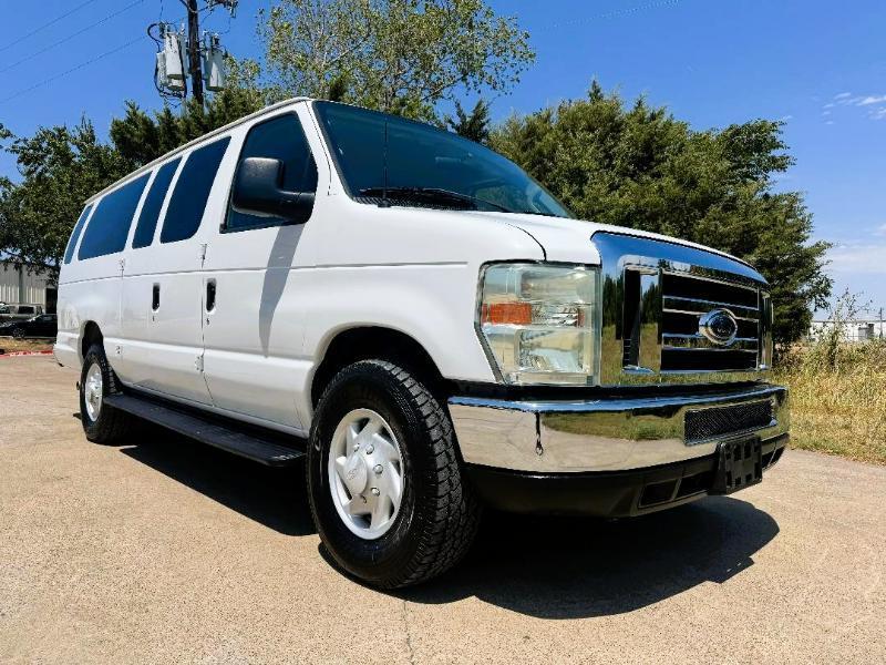 Ford Econoline E-350 XLT Super Duty Extended 2008