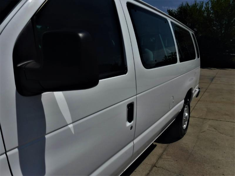 Ford Econoline E-350 XLT Super Duty Extended 2008