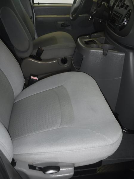 Ford Econoline E-350 XLT Super Duty Extended 2008
