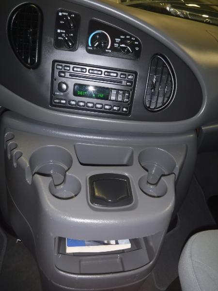Ford Econoline E-350 XLT Super Duty Extended 2008