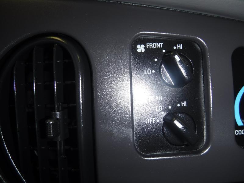 Ford Econoline E-350 XLT Super Duty Extended 2008