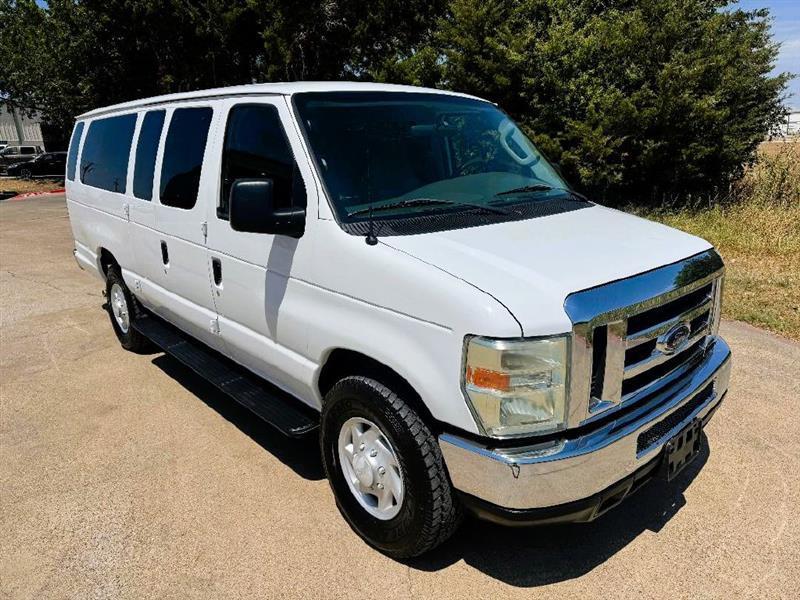 Ford Econoline E-350 XLT Super Duty Extended 2008