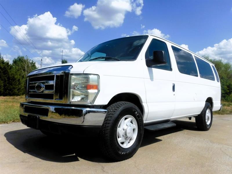 Ford Econoline E-350 XLT Super Duty Extended 2008