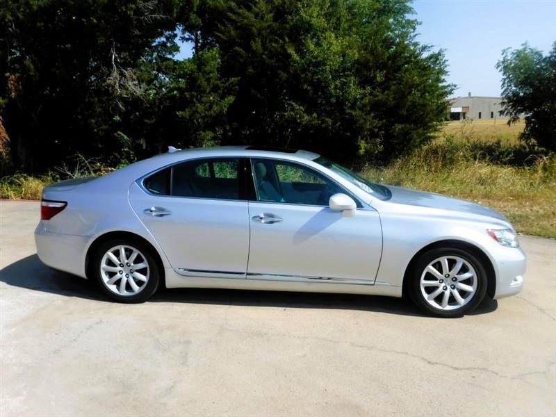 Lexus LS 460 Luxury Sedan 2008