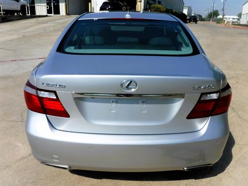 Lexus LS 460 Luxury Sedan 2008