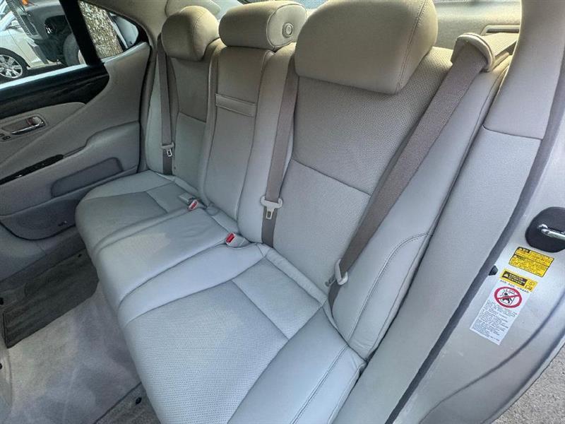 Lexus LS 460 Luxury Sedan 2008
