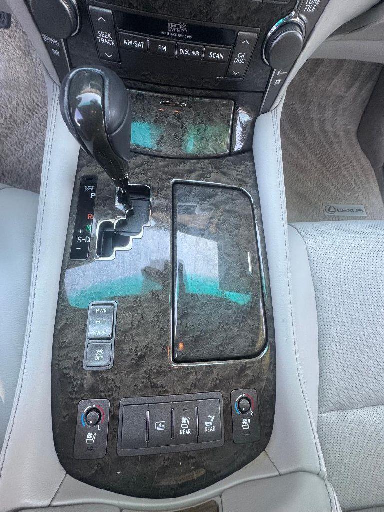 Lexus LS 460 Luxury Sedan 2008