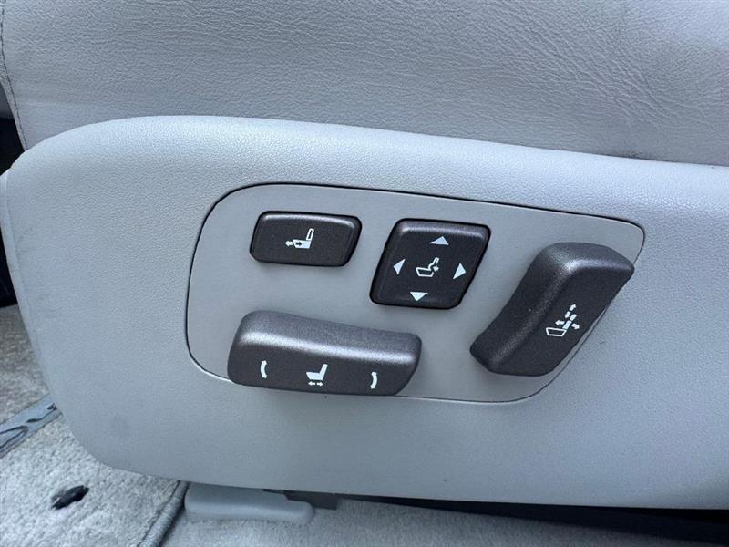 Lexus LS 460 Luxury Sedan 2008