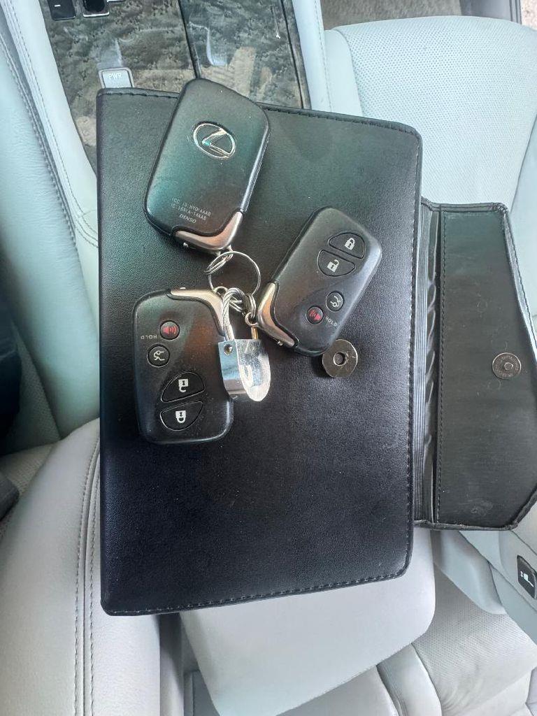 Lexus LS 460 Luxury Sedan 2008