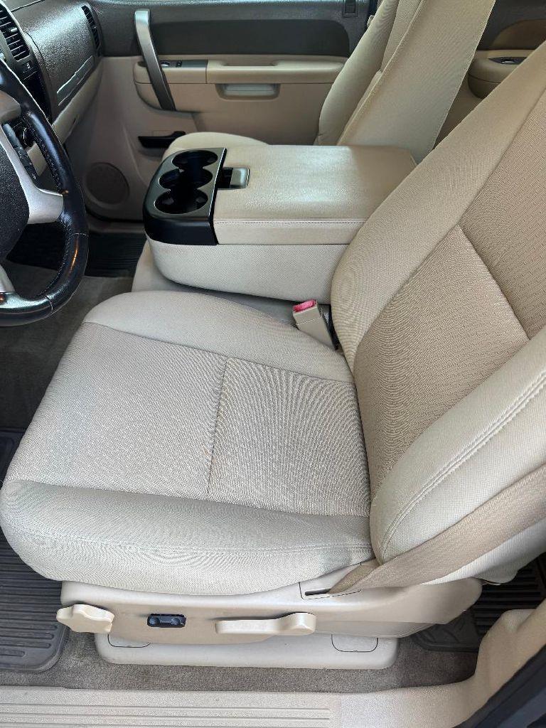 GMC Sierra 1500 SLE Crew Cab 2WD 2013