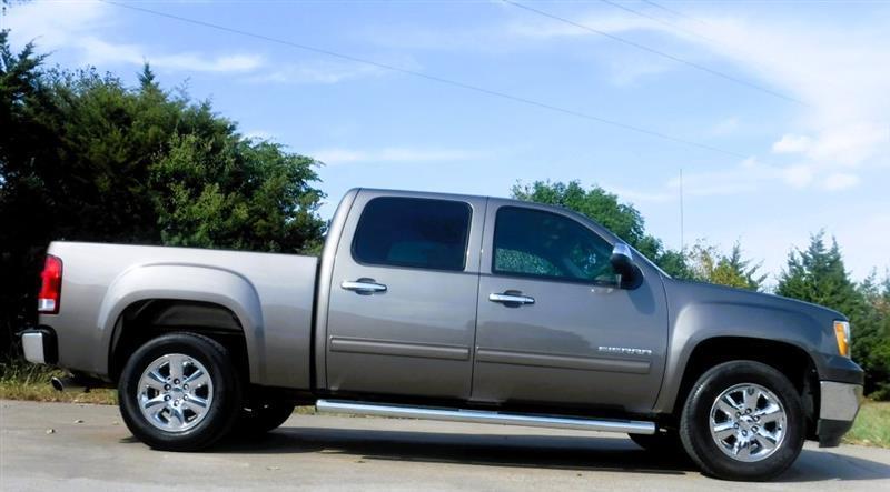 GMC Sierra 1500 SLE Crew Cab 2WD 2013