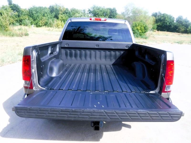 GMC Sierra 1500 SLE Crew Cab 2WD 2013