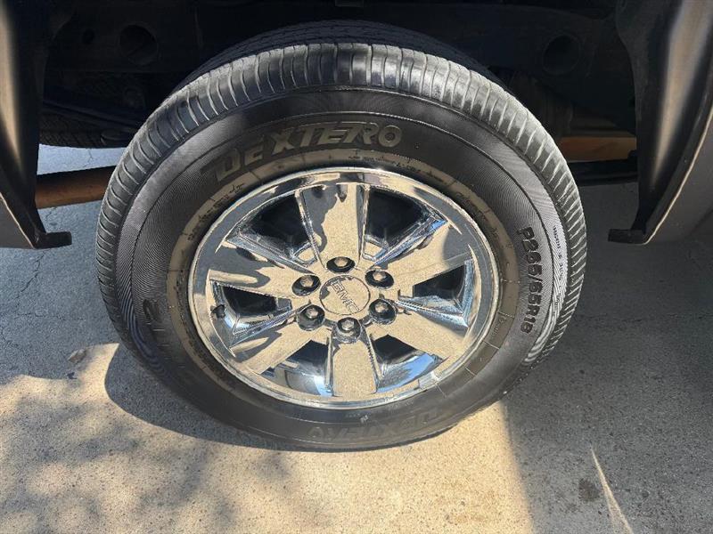 GMC Sierra 1500 SLE Crew Cab 2WD 2013