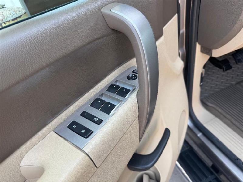 GMC Sierra 1500 SLE Crew Cab 2WD 2013