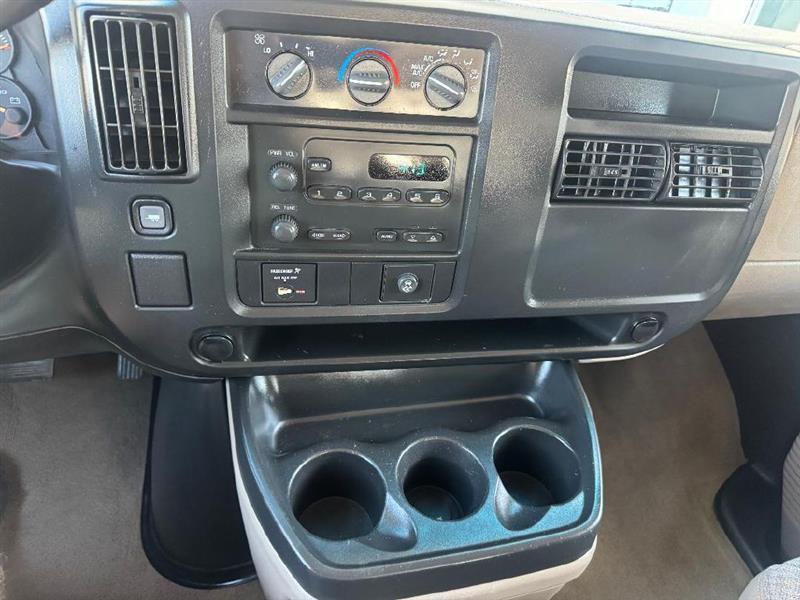 GMC Savana G3500 Extended 2006