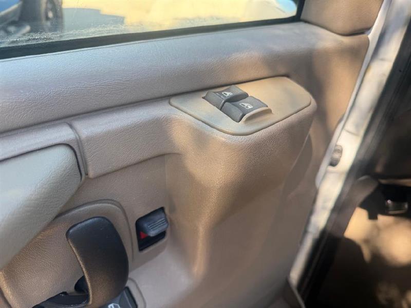 GMC Savana G3500 Extended 2006