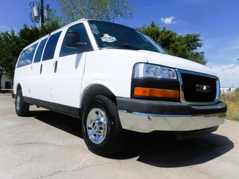 GMC Savana G3500 Extended 2006