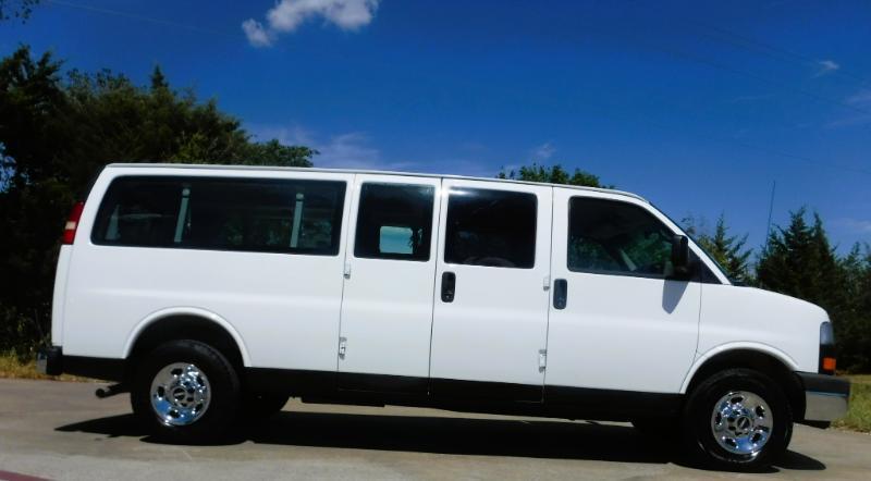 GMC Savana G3500 Extended 2006