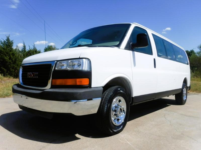 GMC Savana G3500 Extended 2006